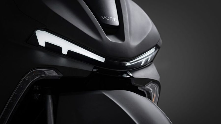 Frontal del Voge Sfida con dos para minimalista y alargados