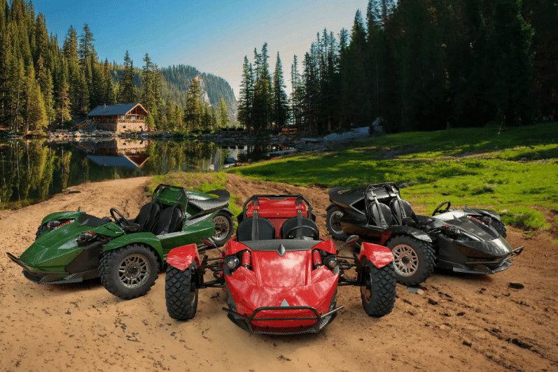 <img src="https://motodinamia.com/wp/wp-content/uploads/2024/01/Avvenire-Leggera-mdm-2.jpg" alt="El Roadster Avvenire Spiritus Leggera, en su versión Deluxe, se mueve con dos motores de 4 kW, uno delantero y otro trasero que logran una aceptable aceleración de de 0 a 50 km/h en 2,3 segundos">