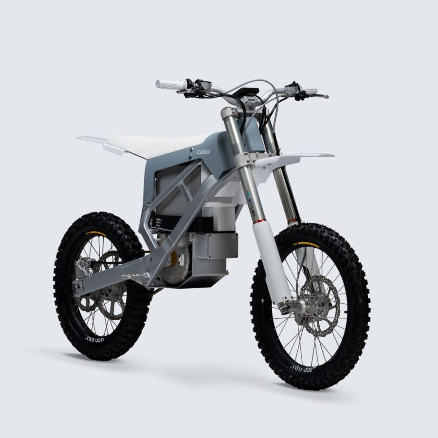  CAKE Bukk gris con asiento blanco