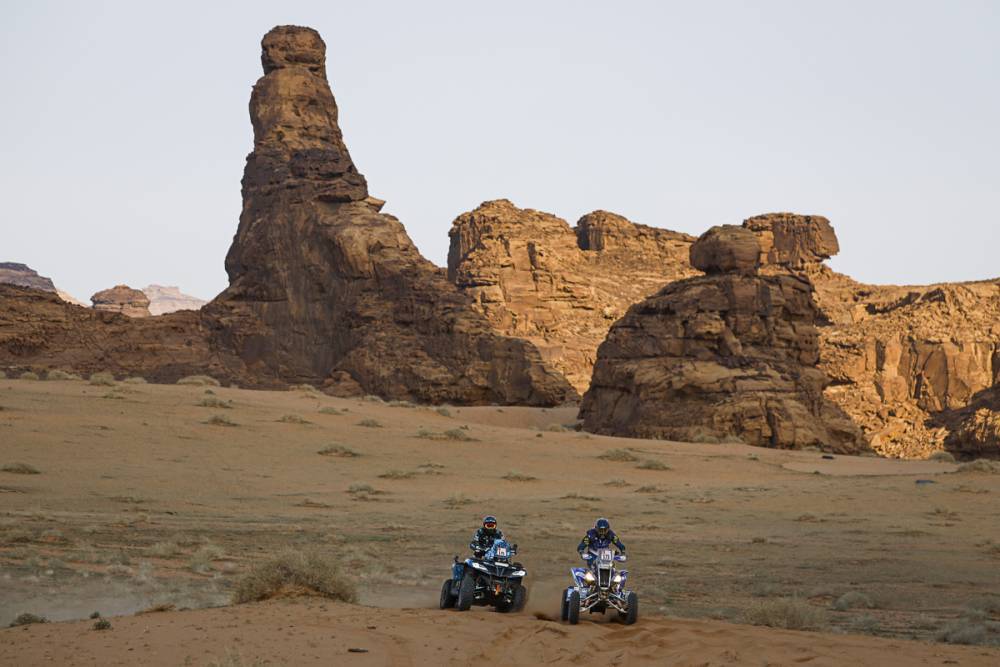 <img src="https://motodinamia.com/wp/wp-content/uploads/2024/01/Dakar-2024-Prologo-Moreno-mdm-2.jpeg" alt="Ganó Tosha Schareina en motos y en quads, los argentinos Francisco Moreno y Manuel Andújar, ambos con Yamaha, empezaron mejor que el experimentado piloto galo Alexandre Giroud.">