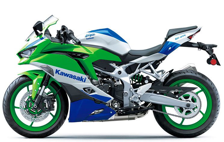  Costado izquierdo de la Kawasaki Ninja ZX-4RR 40 Aniversario