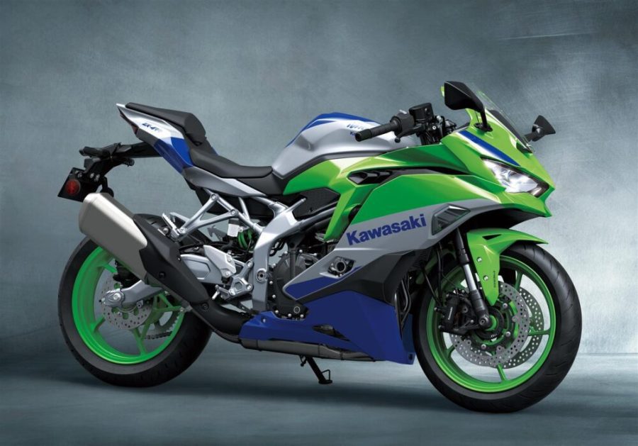Kawasaki Ninja ZX-4RR 40 Aniversario: vestida de gala Vista general de la Kawasaki Ninja ZX-4RR 40 Aniversario
