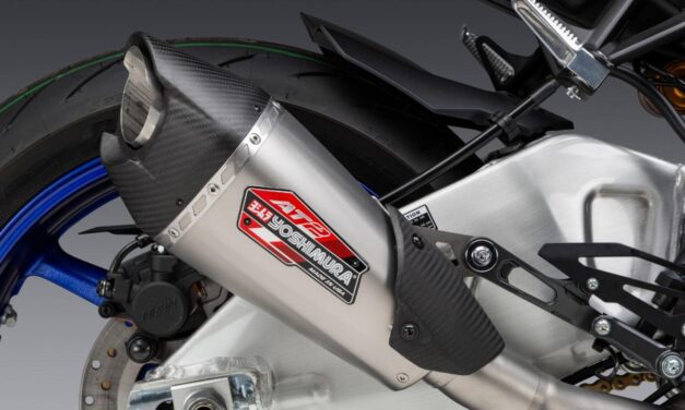 Escape Yoshimura AT2, más rendimiento para la Yamaha MT-10  