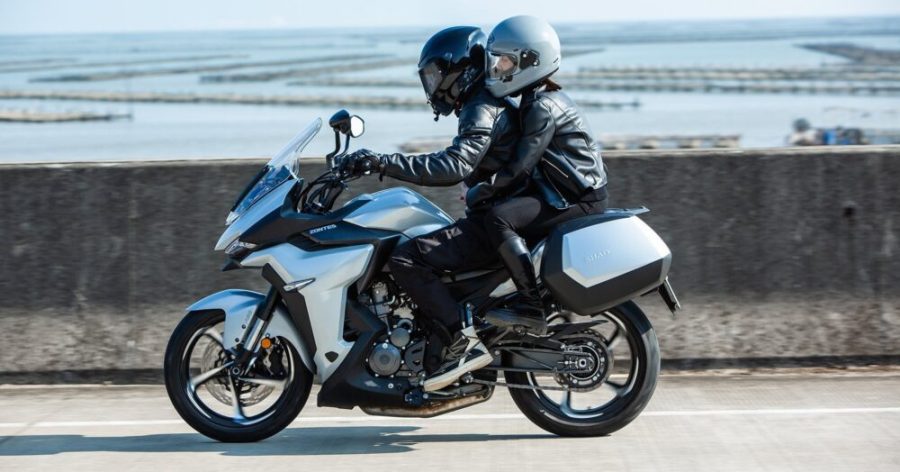 Zontes X 350 blanca con maletas