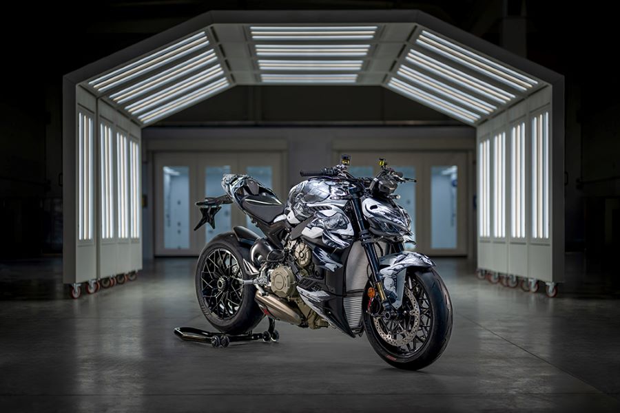 Ducati Streetfighter V4 Centauro sobre caballete Ducati Streetfighter V4 Centauro sobre caballete