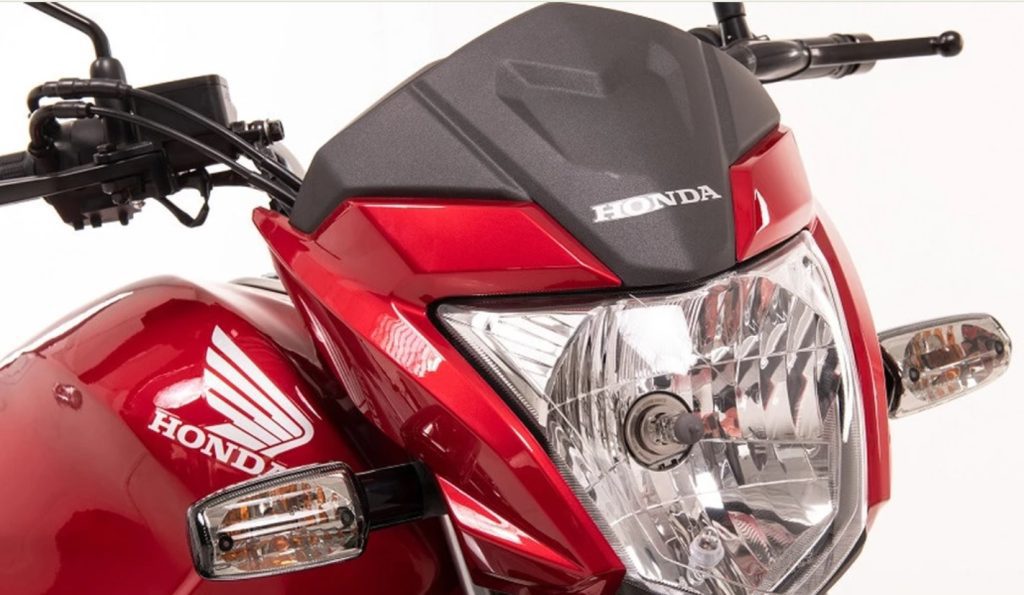 Faro de una Honda Gaucha roja