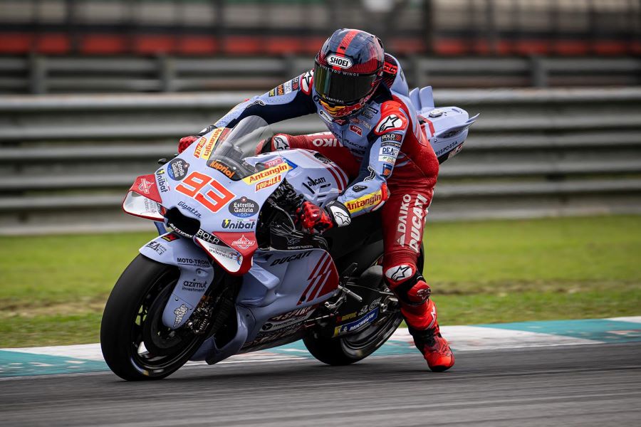 <img src="https://motodinamia.com/wp/wp-content/uploads/2024/02/marc-marquez-test-sepang.jpg" alt="Marc Márquez en su Ducati del Gresini">