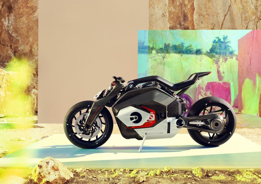 Render del prototipo de moto eléctrica monocasco y flexible de BMW