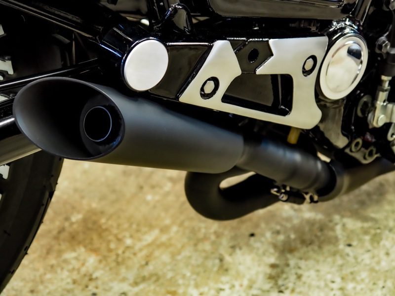 Silenciador de la Yamaha V-Max 1200 Rage en negro mate