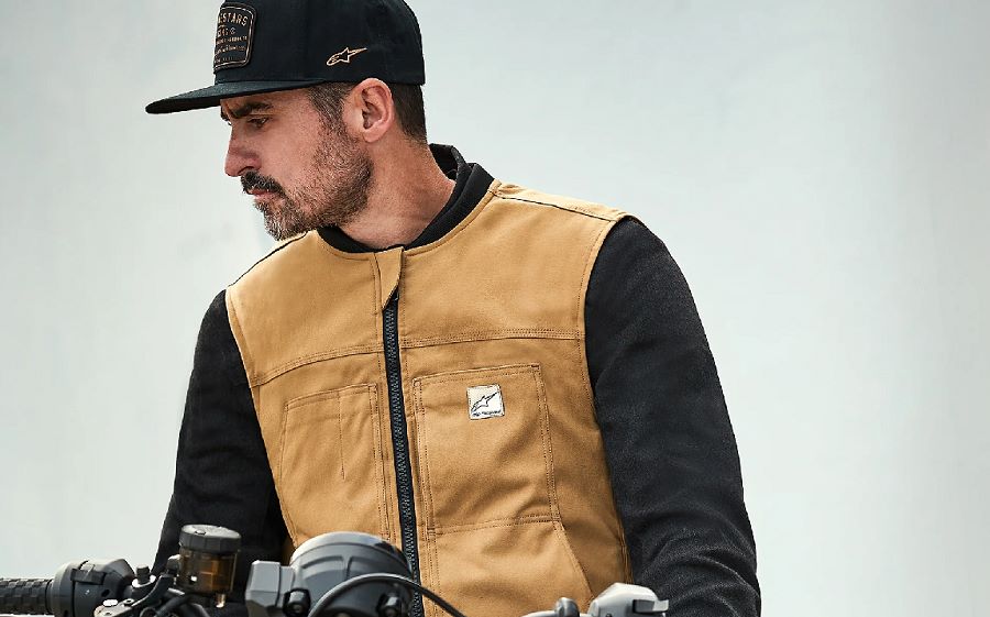 Un chaleco Alpinestars Tech Air 3 Canva marrón claro