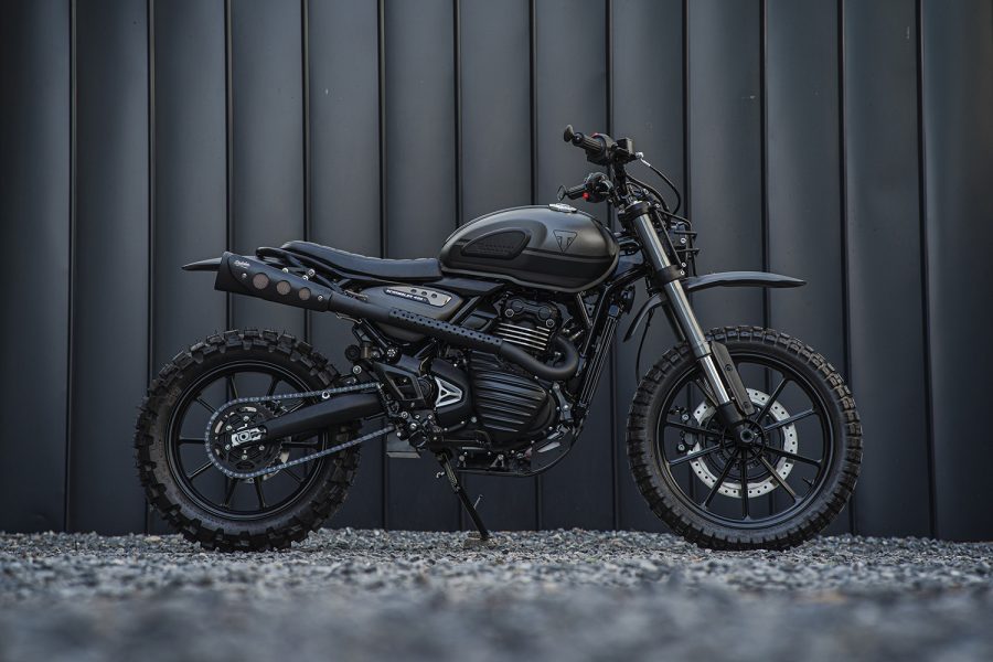 Diabolus Scrambler de K-Speed: Triumph 400 X personalizada La Diabolus Srambler de K-Speed es una personalización de la Triumph Scrambler X 400 totalmente negra