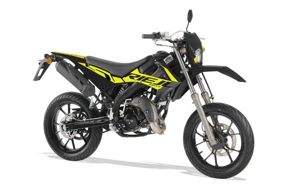 Una MRT 50 Supermotard negra y amarillo fluor.