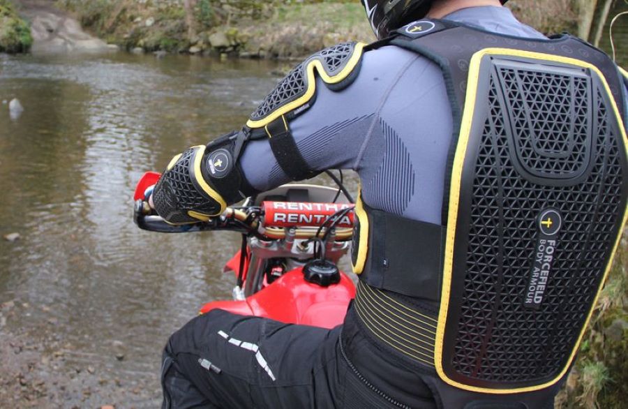 Peto Integral Forcefield EX-K Harness: abierto y ajustable