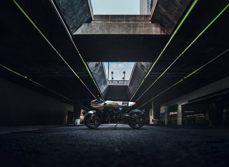 La CR241 es una deportiva vintage inspirada en las Ducati Pantah y la 750 SS.