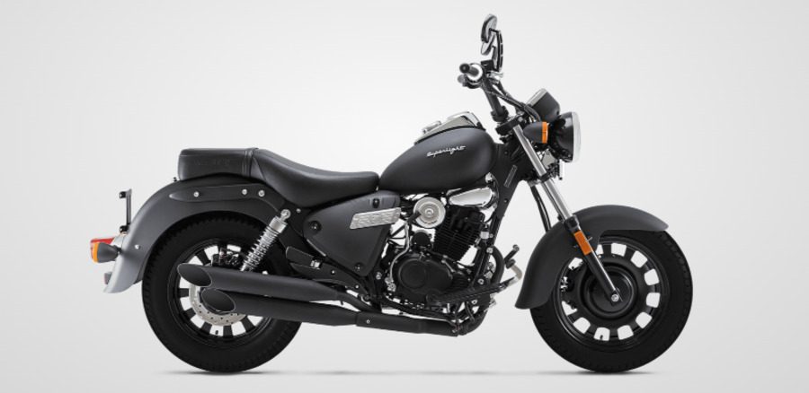 La Keeway Superlight 125 Limited Edition es una moto clásica, pero acutal.