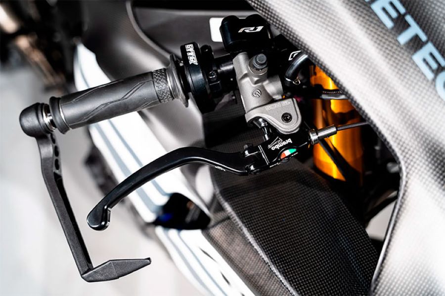 Puño derecho de la Crescent Yamaha GYTR R1