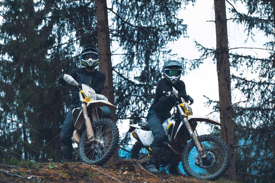 La Husqvarna TE 125 se reincorpora a la gama enduro en 2025