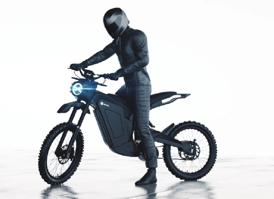 La E-Clipse se alimenta de una batería LG de 45 Ah, proporcionando hasta 113 km de autonomía. La E-Clipse se alimenta de una batería LG de 45 Ah, proporcionando hasta 113 km de autonomía.