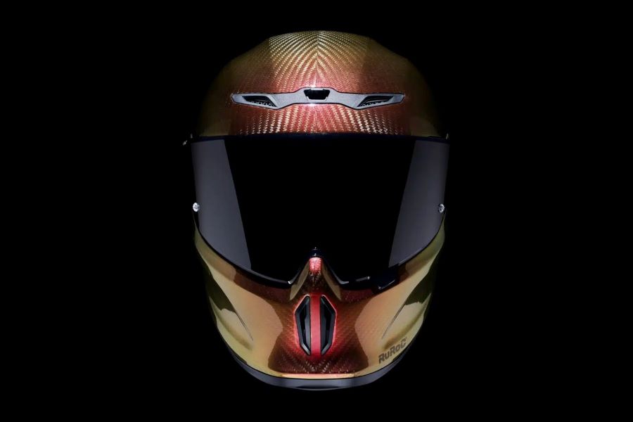 Supernova mezcla rojos y naranjas.