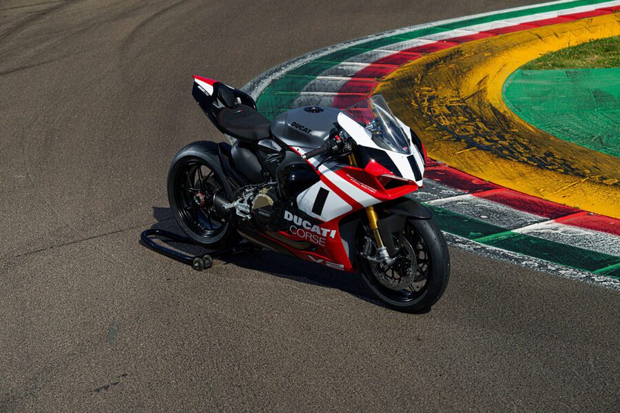 Ducati Panigale V2 Superquadro: digno adiós al bicilíndrico La Ducati Panigale V2 Superquadro Final Edition despide al mítico bicilíndrico de la casa italiana.