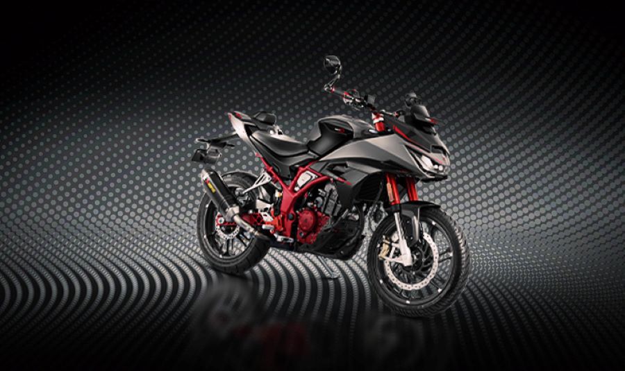 Hero Centennial, una karizma opulenta Hero Centennial, una karizma opulenta