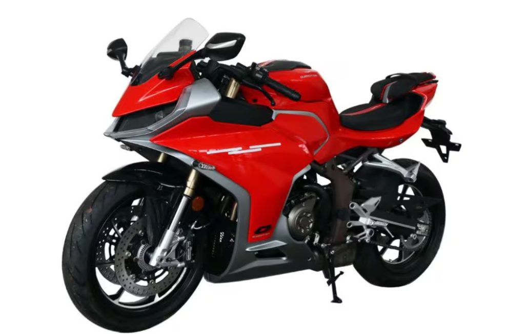 La QJ Motor SRK400RR y su tetracilíndrico prometen mucho