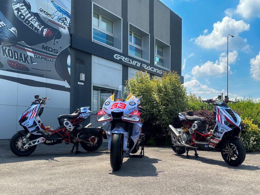 Italjet anunció que la decoración “Gresini” llegará a sus modelos Dragster de 125 cc y 200 cc. Italjet anunció que la decoración “Gresini” llegará a sus modelos Dragster de 125 cc y 200 cc.