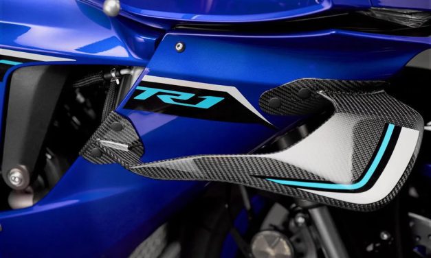 ¿Cuánto pesa la Yamaha R1? | Peso en seco y en marcha