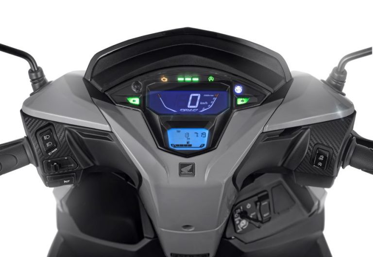 Doble tablero digital de la Honda Elite 125