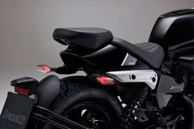 Benelli Leoncino Bobber 400: estilo italiano, aire americano
