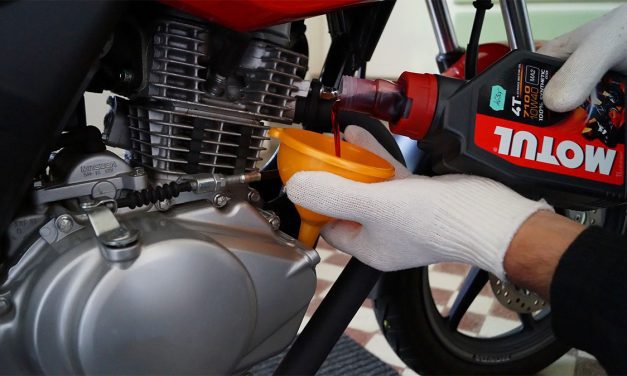 Tipos de aceite para moto: ¿Cuál es el mejor para tu motor?