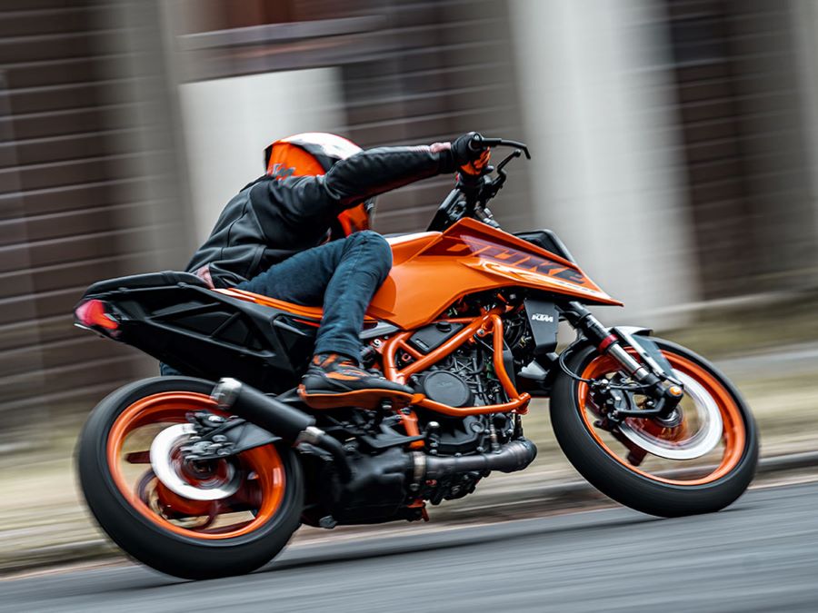 KTM 390 Duke velocidad máxima