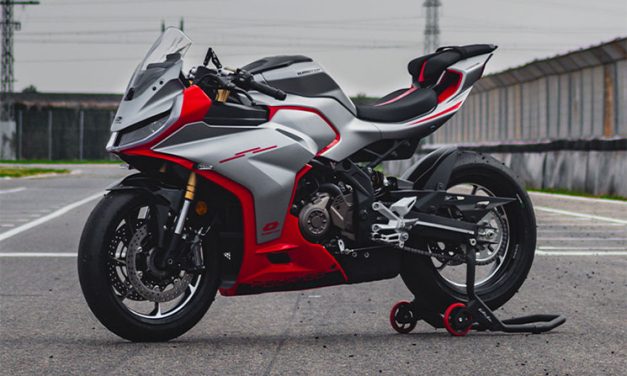 La QJMotor SRK 450 RR se le anima a las mejores deportivas