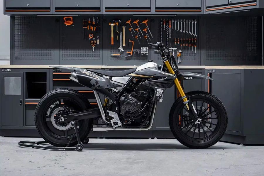Yamaha Ténéré 700 por Rough Crafts: de ADV a Flat Tracker Yamaha Ténéré 700 por Rough Crafts