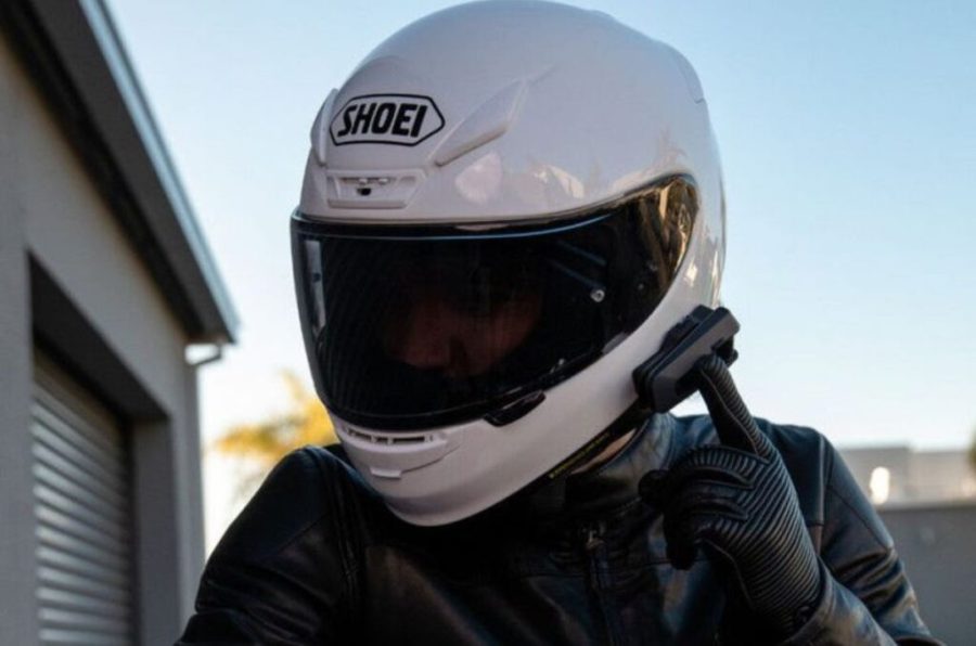 Para qué sirven los intercomunicadores de casco