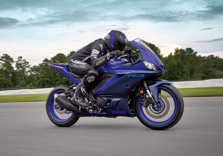 Yamaha R3 velocidad máxima