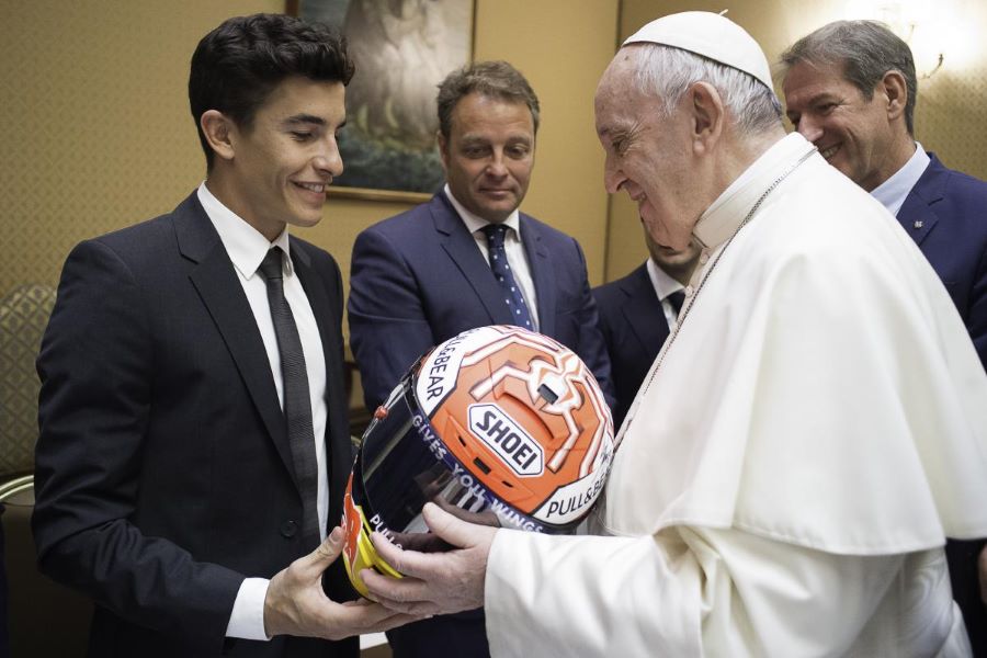 El papa Francisco y las motos