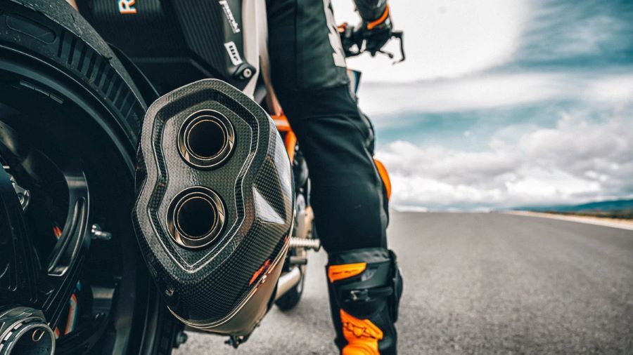 Limitación del ruido a escapes de motos