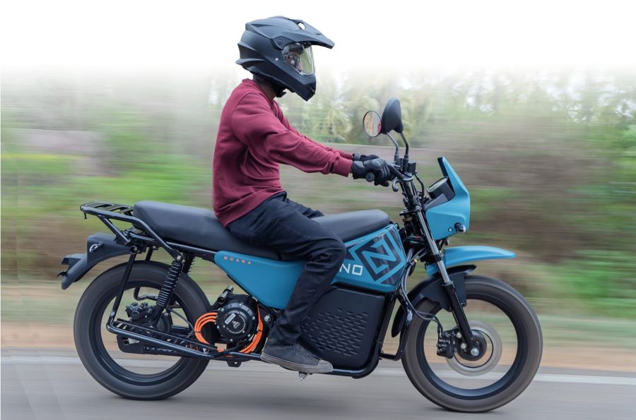 La ZENO EMARA resigna estética por practicidad