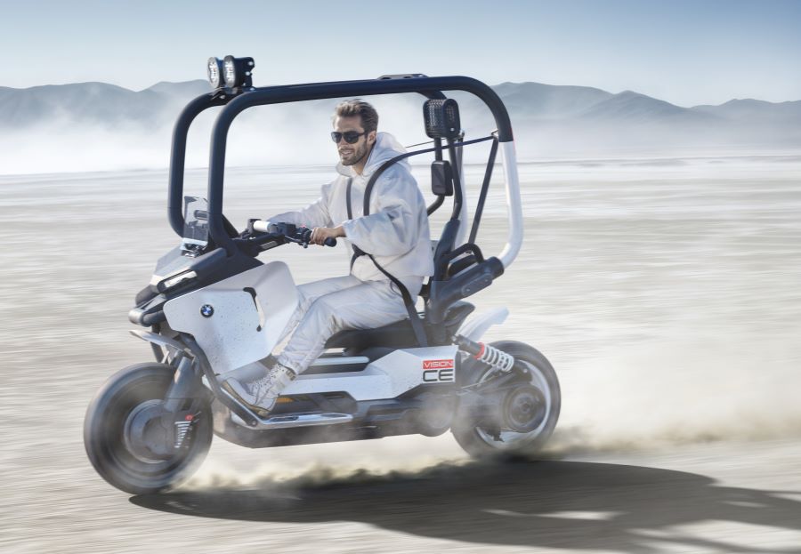 Vision CE de BMW: ¿moto, scooter o coche eléctrico urbano?
