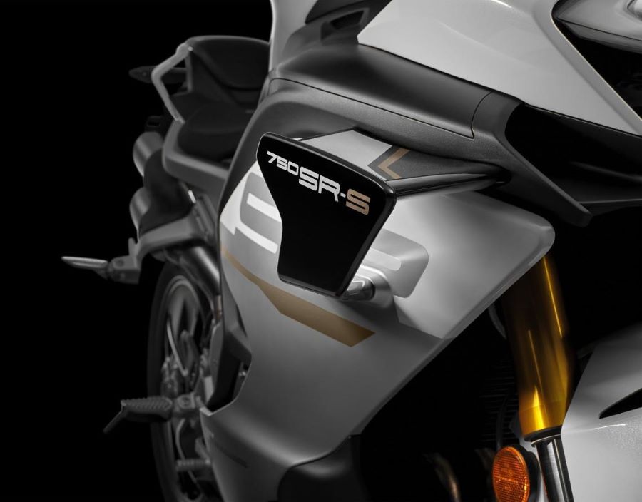 Vista parcial de la carrocería de una SFMoto 750SR-R 