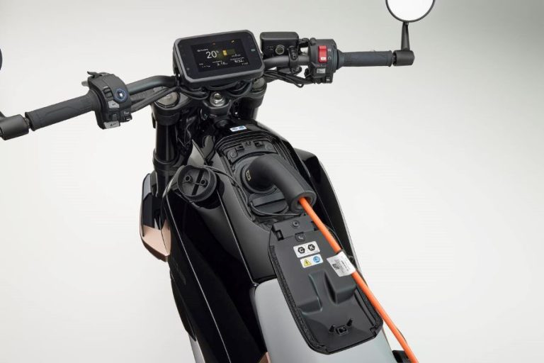 Honda WN7: lo mejor de 600 cc y 1000 cc en versión eléctrica