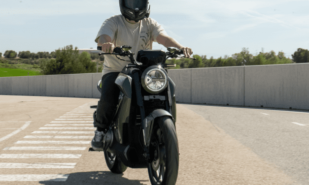 Velca Nude: los españoles lo hacen de nuevo