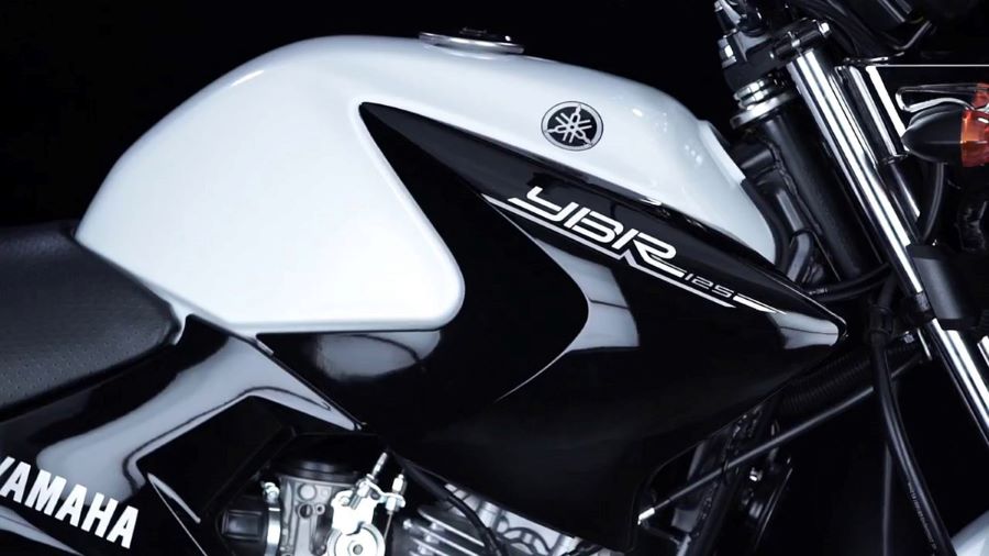 ¿Cuántos litros tiene el tanque de una moto 125?
