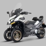 El KYMCO CV3 575 convierte la estabilidad en adrenalina Vista lateral izquierda en perspectiva de una scooter Kymco CV3 575