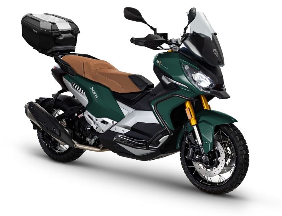 Vista lateral derecha un scooter Peugeot Motocycles XP400 LIP verde