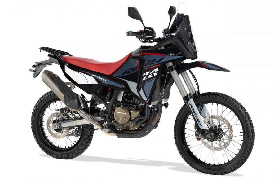 Rieju Aventura 307: diseño dakariano y tecnología al máximo Vista lateral derecha de una moto Rieju Aventura Rally 307