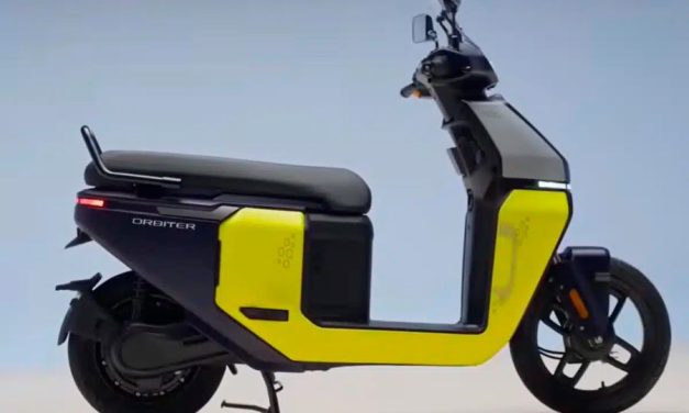 El TVS Orbiter tiene diseño desenfadado y ergonomía urbana