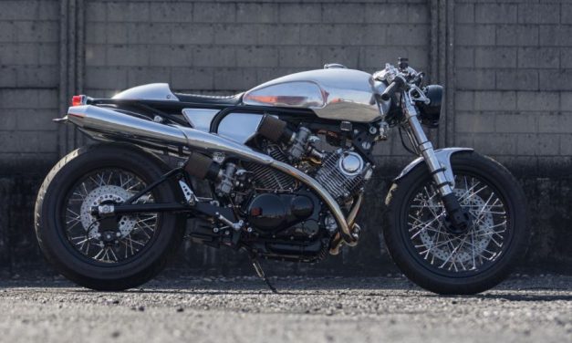 Yamaha TR1 Silver Arrow, belleza metálica sin pintura