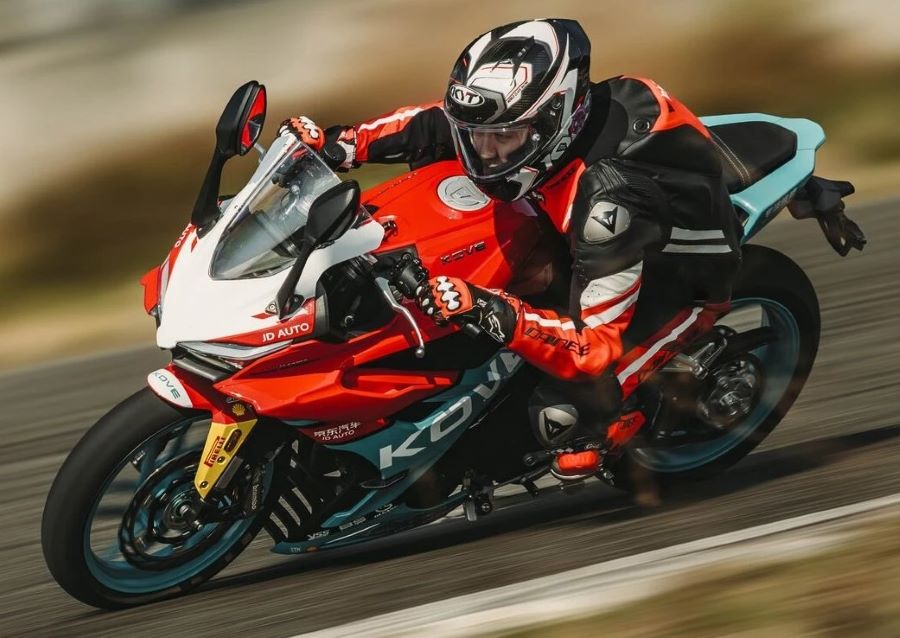 Kove 350RR: qué tiene de campeona la deportiva china